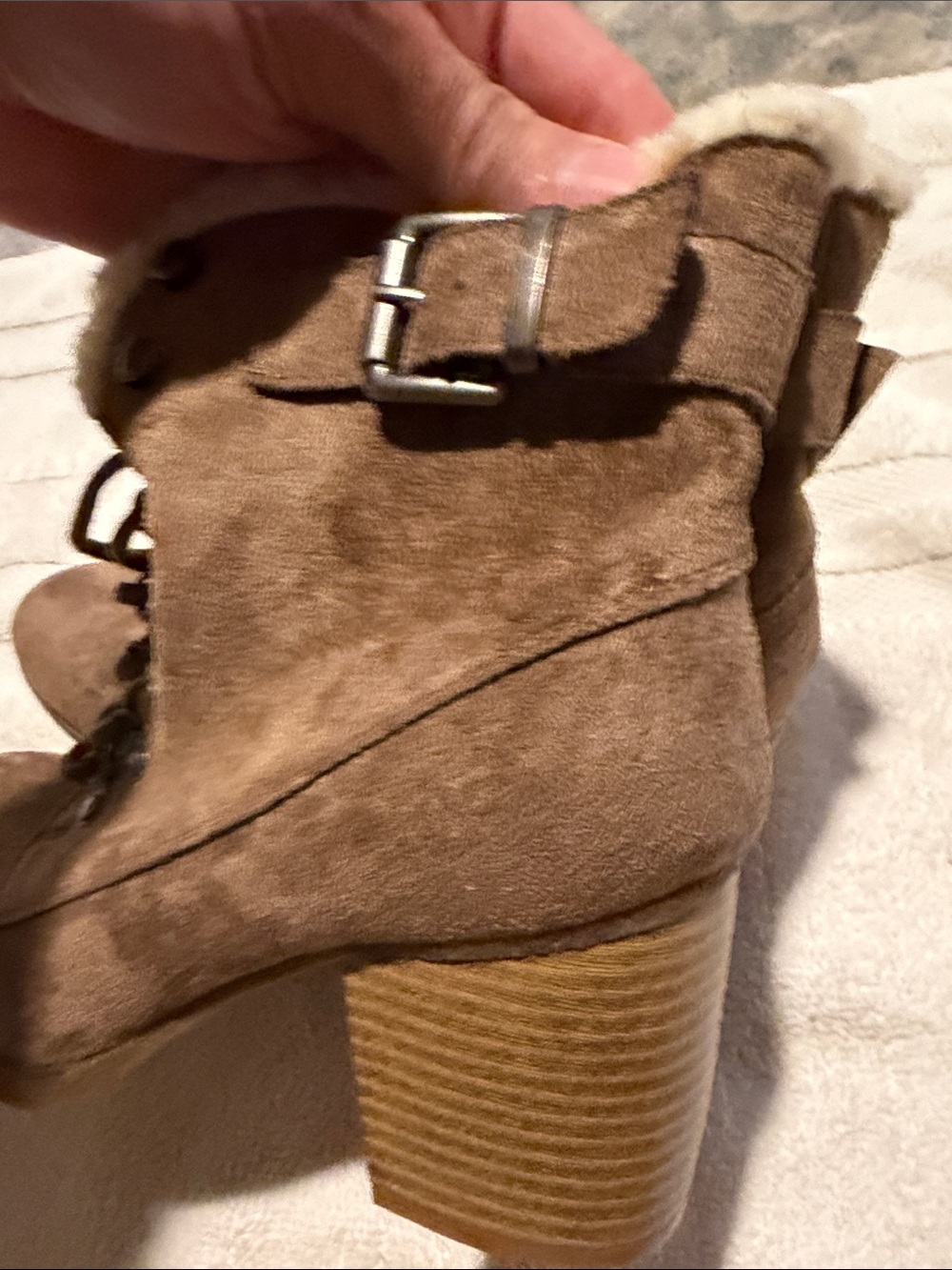 Kaari Blue Brown Faux-Suede Lace-Up Shearling Ankle Boots - Picture 2 of 6
